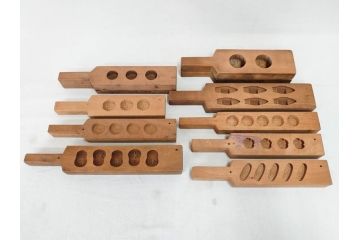 アンティーク雑貨　羽子板型　菓子型9点セット(菓子木型、木製、乱菊、九重菊、うたかた、観世水、舟、撫子、ナデシコ、花)(R-074806)
