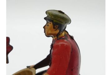 ジャンク品　戦前　ブリキのおもちゃ　鶏にエサをあげる少年　東洋堂　日本製(ゼンマイ式玩具、にわとり、ニワトリ、鳥、当時物)(R-074812)