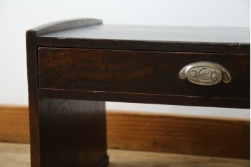 和製アンティーク　総欅(ケヤキ)材　味のある風合いが魅力の文机　(R-074843)