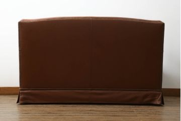 中古　スペイン製　バロッサバレンティ(VARO,S.A. VALENTI)　本革の味わい深い風合いが魅力の2人掛けソファ(二人掛けソファ、2P、ラブソファ、アームソファ、レザーソファ)(定価約75万円)(R-074844)