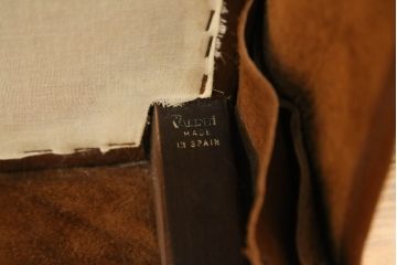 中古　スペイン製　バロッサバレンティ(VARO,S.A. VALENTI)　本革の味わい深い風合いが魅力の2人掛けソファ(二人掛けソファ、2P、ラブソファ、アームソファ、レザーソファ)(定価約75万円)(R-074844)