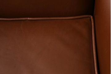 中古　スペイン製　バロッサバレンティ(VARO,S.A. VALENTI)　本革の味わい深い風合いが魅力の1人掛けソファ(一人掛けソファ、1P、アームソファ、レザーソファ)(R-074845)