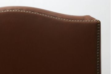 中古　スペイン製　バロッサバレンティ(VARO,S.A. VALENTI)　本革の味わい深い風合いが魅力の1人掛けソファ(一人掛けソファ、1P、アームソファ、レザーソファ)(R-074845)