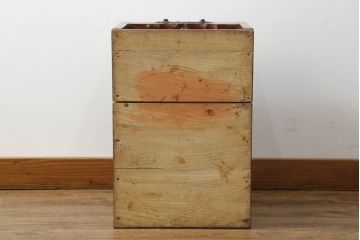 和製アンティーク　欅(ケヤキ)材　昔懐かしい雰囲気漂う引き出し付き銭箱(銭函)(R-074847)