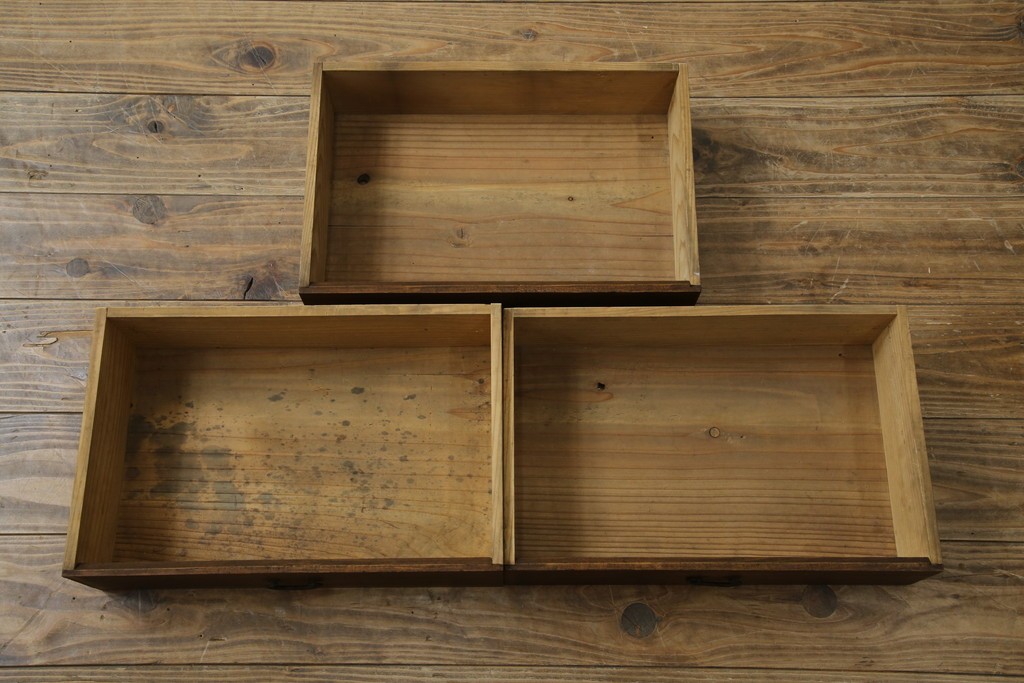 和製アンティーク　三方欅(ケヤキ)材　引き出し付きのシンプルなローボード　(R-074848)
