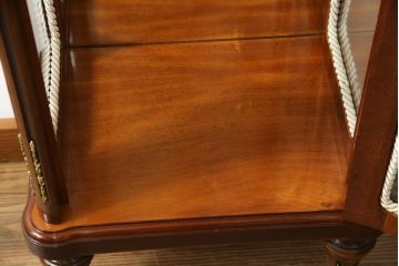 中古　美品!!　MARCONI ARTE(マルコーニ アルテ)　細部まで凝ったデザインが目を惹く縦型キュリオケース(飾り棚、ガラスケース、ショーケース、コレクションケース、キャビネット)(R-074853)
