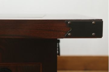 中古　美品!!　岩谷堂箪笥　美しく迫力のある杢目が魅力的な長火鉢(木製火鉢、囲炉裏テーブル、ローテーブル、座卓)(R-074855)