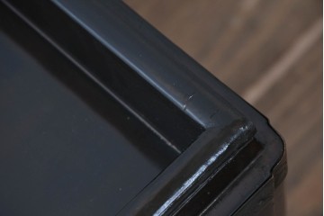和製アンティーク　模様入りの金具や家紋が品格ある挟み箱　(R-074861)