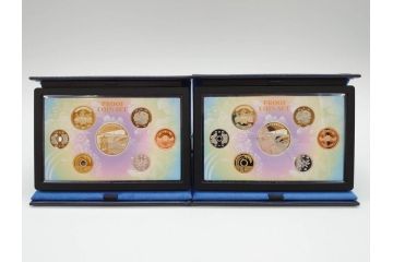 地方自治法施行六十周年記念 5百円バイカラー・クラッドプルーフ　造幣局　さいたま支局開局記念2016プルーフ　靴が鳴る　額面7164円　貨幣セット13点(記念硬貨、心のふるさと、五百円、500円、ケース付き、平成25年・28年)(R-074864)