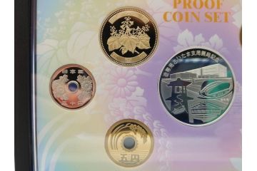 地方自治法施行六十周年記念 5百円バイカラー・クラッドプルーフ　造幣局　さいたま支局開局記念2016プルーフ　靴が鳴る　額面7164円　貨幣セット13点(記念硬貨、心のふるさと、五百円、500円、ケース付き、平成25年・28年)(R-074864)