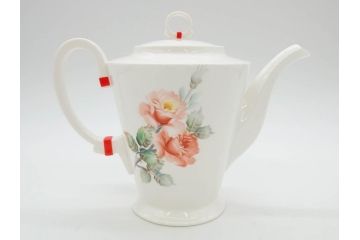 オールドノリタケ　NORITAKE　薔薇文様のデザインが上品な印象を与えるティーセット(バラ、ティーカップ&ソーサー6客、ティーポット、シュガーポット、ミルクポット、クリーマー、C&S、洋食器)(R-074867)