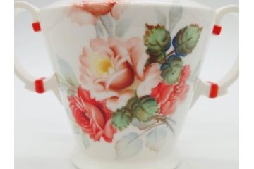 オールドノリタケ　NORITAKE　薔薇文様のデザインが上品な印象を与えるティーセット(バラ、ティーカップ&ソーサー6客、ティーポット、シュガーポット、ミルクポット、クリーマー、C&S、洋食器)(R-074867)