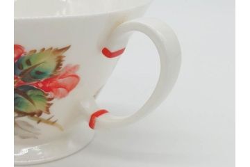オールドノリタケ　NORITAKE　薔薇文様のデザインが上品な印象を与えるティーセット(バラ、ティーカップ&ソーサー6客、ティーポット、シュガーポット、ミルクポット、クリーマー、C&S、洋食器)(R-074867)