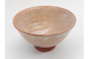 赤瀬清泉　萩　優しい色合いで和の雰囲気を醸し出す茶碗(抹茶碗、茶道具、茶器、和食器、共箱付き)(R-074871)