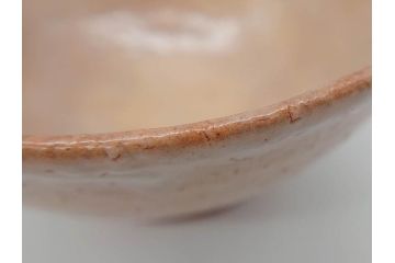 赤瀬清泉　萩　優しい色合いで和の雰囲気を醸し出す茶碗(抹茶碗、茶道具、茶器、和食器、共箱付き)(R-074871)