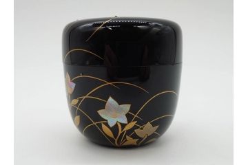 蒔絵　螺鈿　それぞれのデザインが美しく和の雰囲気を引き立てる棗3個セット(秋草、大棗、牡丹、春の野、寸切、荒井喜峰、茶道具、茶筒、茶器、漆器、共箱付き)(R-074873)