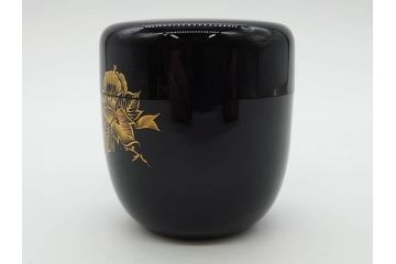 蒔絵　螺鈿　それぞれのデザインが美しく和の雰囲気を引き立てる棗3個セット(秋草、大棗、牡丹、春の野、寸切、荒井喜峰、茶道具、茶筒、茶器、漆器、共箱付き)(R-074873)