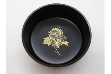 蒔絵　螺鈿　それぞれのデザインが美しく和の雰囲気を引き立てる棗3個セット(秋草、大棗、牡丹、春の野、寸切、荒井喜峰、茶道具、茶筒、茶器、漆器、共箱付き)(R-074873)