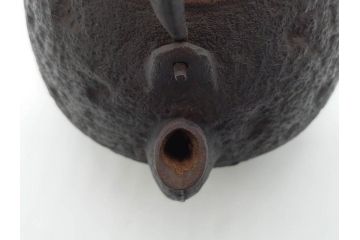 大正〜昭和初期　銀つまみ　重厚感のある佇まいが魅力の鉄瓶(湯沸、湯瓶、茶道具、茶器)(R-074875)