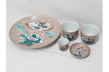 明治　九谷　花鳥風景　窓絵　唐草図　角福　中皿&小皿&ぐい呑み&そば猪口2客　丁寧に描かれた色絵が素敵な5点セット(蕎麦猪口、酒器、おちょこ、湯呑み、湯のみ、和皿、和食器)(R-074879)