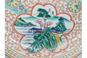 明治　九谷　花鳥風景　窓絵　唐草図　角福　中皿&小皿&ぐい呑み&そば猪口2客　丁寧に描かれた色絵が素敵な5点セット(蕎麦猪口、酒器、おちょこ、湯呑み、湯のみ、和皿、和食器)(R-074879)