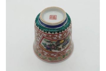 明治　九谷　花鳥風景　窓絵　唐草図　角福　中皿&小皿&ぐい呑み&そば猪口2客　丁寧に描かれた色絵が素敵な5点セット(蕎麦猪口、酒器、おちょこ、湯呑み、湯のみ、和皿、和食器)(R-074879)