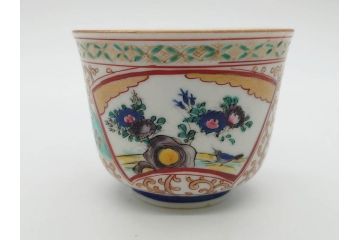 明治　九谷　花鳥風景　窓絵　唐草図　角福　中皿&小皿&ぐい呑み&そば猪口2客　丁寧に描かれた色絵が素敵な5点セット(蕎麦猪口、酒器、おちょこ、湯呑み、湯のみ、和皿、和食器)(R-074879)
