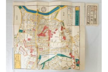 嘉永　木版画　尾張屋清七版　青山　麻布　目黒　巣鴨　日本橋　赤坂　浅草など　江戸切絵図27冊セット(古地図、和本、古書、木箱付き)(R-074880)