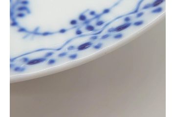 デンマーク　ROYAL COPENHAGEN(ロイヤルコペンハーゲン)　ブルーフルーテッド　ハーフレース　ペア　優雅なひとときを演出するコーヒーカップ&ソーサー2客セット(洋食器、C&S)(定価約44000円)(R-074882)