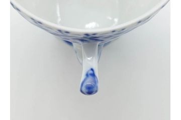 デンマーク　ROYAL　COPENHAGEN(ロイヤルコペンハーゲン)　ブルーフルーテッド　フルレース　ペア　繊細なレースの縁取りが豪華で上品な雰囲気を醸し出すコーヒーカップ&ソーサー2客セット(洋食器、C&S)(定価約110000円)(R-074883)