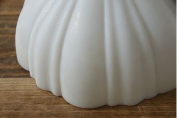 アンティーク照明　ユニークなデザインが目を惹く2灯シャンデリア(天井照明、吊り下げ照明)(R-074897)