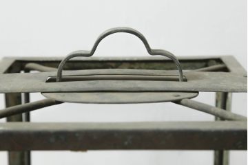 アンティーク家具　真鍮　経年の風合いとデザインが素敵なの行灯(行燈、照明、スタンド)(R-074899)
