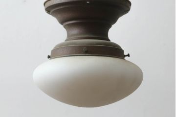 アンティーク照明　丸みを帯びたデザインが可愛らしい天井ライトカバー(天井照明)(R-074925)