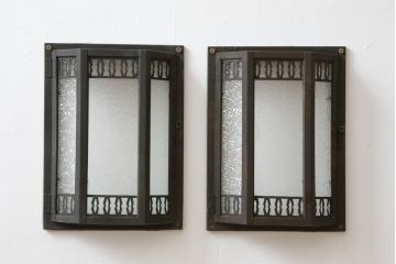 アンティーク雑貨　アンティーク照明　レトロな雰囲気たっぷりの壁掛け照明カバー2点セット(ウォールカバー)(R-074928)