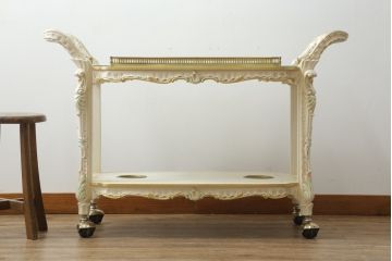中古　美品　SILIK(シリック)　気品溢れる佇まいが目を引くワゴンテーブル(トロリー、キッチンワゴン)(R-074930)