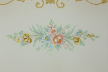 中古　美品　SILIK(シリック)　気品溢れる佇まいが目を引くワゴンテーブル(トロリー、キッチンワゴン)(R-074930)