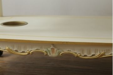 中古　美品　SILIK(シリック)　気品溢れる佇まいが目を引くワゴンテーブル(トロリー、キッチンワゴン)(R-074930)