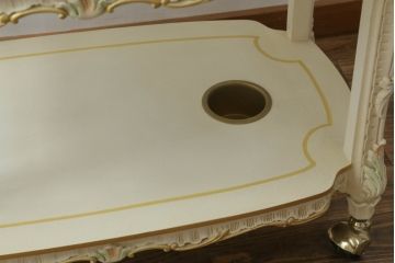 中古　美品　SILIK(シリック)　気品溢れる佇まいが目を引くワゴンテーブル(トロリー、キッチンワゴン)(R-074930)