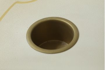 中古　美品　SILIK(シリック)　気品溢れる佇まいが目を引くワゴンテーブル(トロリー、キッチンワゴン)(R-074930)