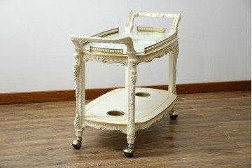 中古　美品　SILIK(シリック)　気品溢れる佇まいが目を引くワゴンテーブル　(R-074930)