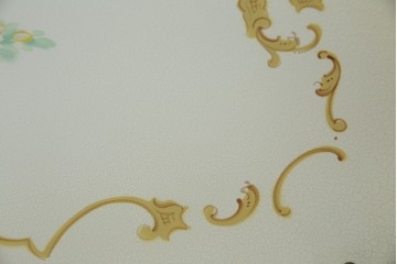 中古　美品　SILIK(シリック)　気品溢れる佇まいが目を引くワゴンテーブル　(R-074930)