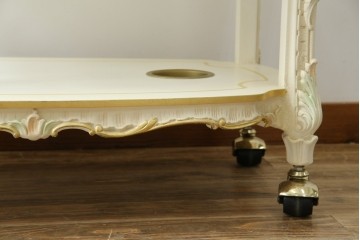 中古　美品　SILIK(シリック)　気品溢れる佇まいが目を引くワゴンテーブル　(R-074930)