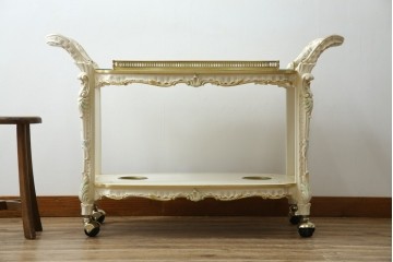 中古　美品　SILIK(シリック)　気品溢れる佇まいが目を引くワゴンテーブル　(R-074930)