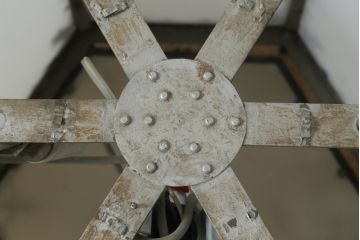 アンティーク照明　特大　希少なデザイン　洋館で使われていた天井照明(吊り下げ照明)(R-074932)