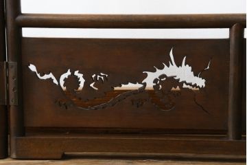 和製アンティーク　珍品!!　鳳凰と龍の透かし彫りが目を惹く衣桁(ハンガーラック、着物掛け、衣装掛け)(R-074935)