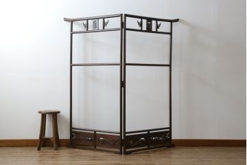 和製アンティーク　珍品!!　鳳凰と龍の透かし彫りが目を惹く衣桁(ハンガーラック、着物掛け、衣装掛け)(R-074935)
