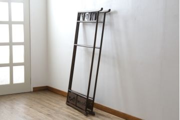 和製アンティーク　珍品!!　鳳凰と龍の透かし彫りが目を惹く衣桁(ハンガーラック、着物掛け、衣装掛け)(R-074935)