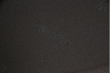 中古　美品　Cassina(カッシーナ)　MARALUNGA(マラルンガ)　本革(レザー)　高級感漂う佇まいが魅力の2人掛けワイドソファ(2P、二人掛け、2.5人掛け)(定価約173万円)(R-074949)