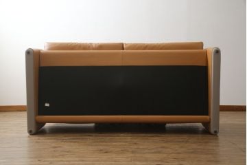 中古　美品　Cassina(カッシーナ)　MARALUNGA(マラルンガ)　本革(レザー)　高級感漂う佇まいが魅力の2人掛けワイドソファ(2P、二人掛け、2.5人掛け)(定価約173万円)(R-074949)