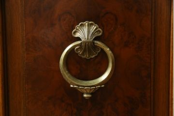 中古　美品　DREXEL HERITAGE(ドレクセルヘリテイジ)　FRANCESCA(フランチェスカ)　マホガニー　高級感あふれるクリデンザ(クレデンザ、収納棚、キャビネット、サイドボード)(定価約90万円)(R-074954)